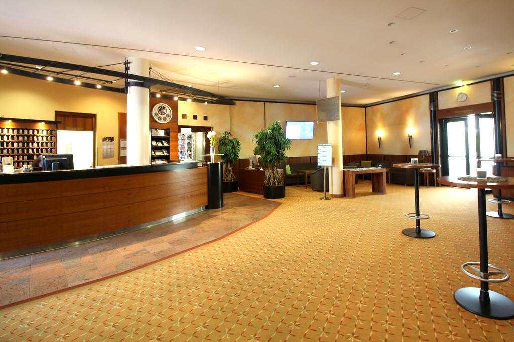 Hansa 4*